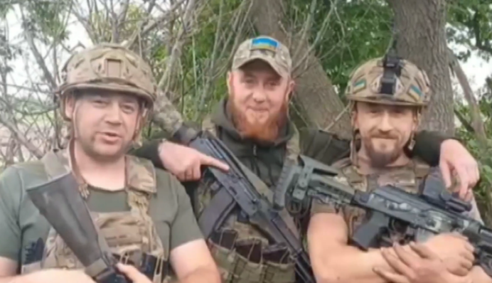 День матері: зворушливі привітання від військових. Відео