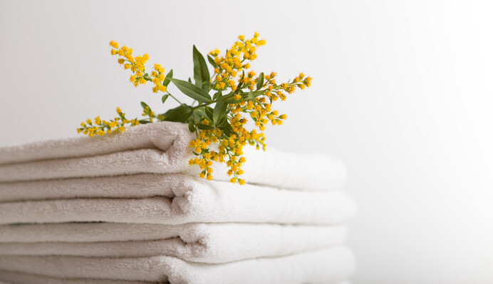 Швидко розмножуються бактерії: як часто треба міняти банний рушник