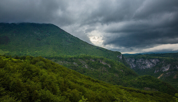 В Україну прийшло різке похолодання, подекуди – дощі