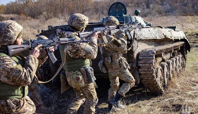 Вовчанськ рівняють з землею: які підступні плани у Росії