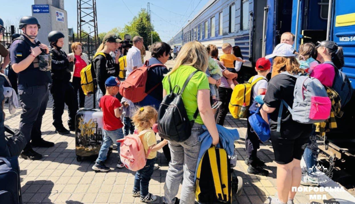 People are being evacuated from two cities in Sumy Region