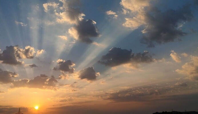 В Украину идет потепление, но в среду погода еще преподнесет неприятный сюрприз