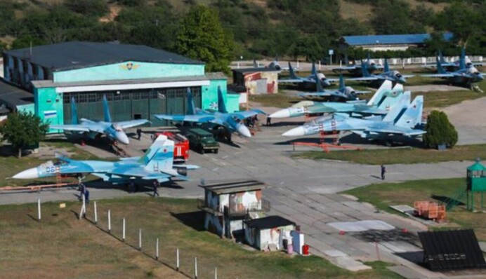 Explosions were heard again at the Belbek airfield in Crimea: video and information about the consequences of the strike