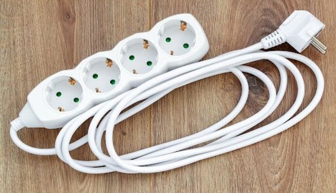 Возможно короткое замыкание: 5 приборов, которые нельзя подключать к удлинителю