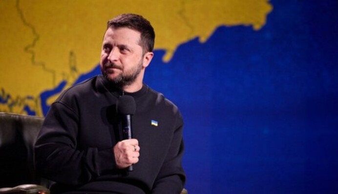 Перемирие пока невозможно: главные тезисы разговора Зеленского с журналистами о войне и не только