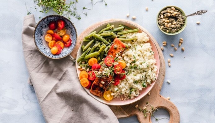 Можно ли есть фастфуд при здоровом питании: нутрициолог дала ответ