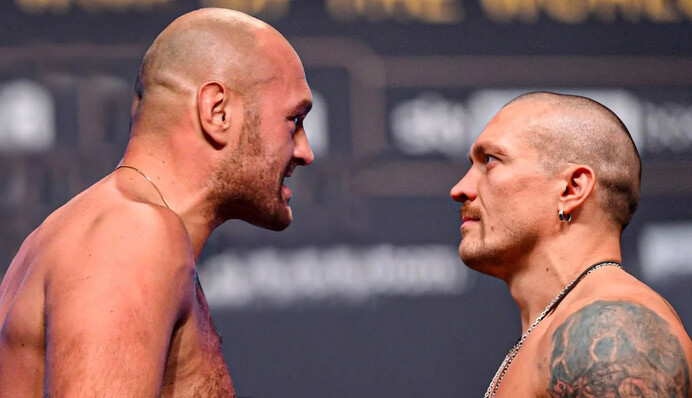 Усик записал обращение к украинцам и миру: что сказал чемпион