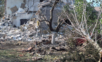 Росія вдарила по Покровську на Донеччині: поранено хлопчика, його батьки загинули. Фото