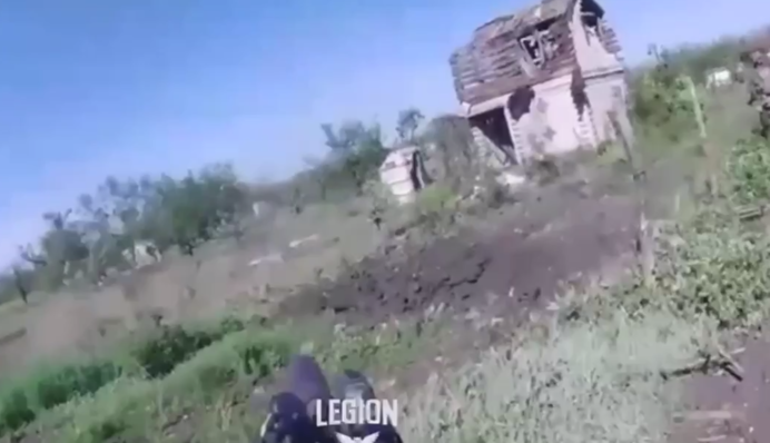 Как спецподразделение ГУР штурмовало позиции россиян возле Часового Яра: видео, снятое бойцом