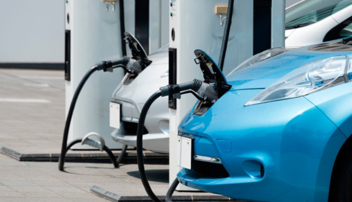 Зарядки на колесах: какие модели электрокаров могут питать дом