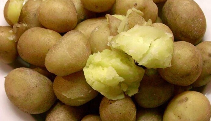 Як правильно українською сказати картопля 