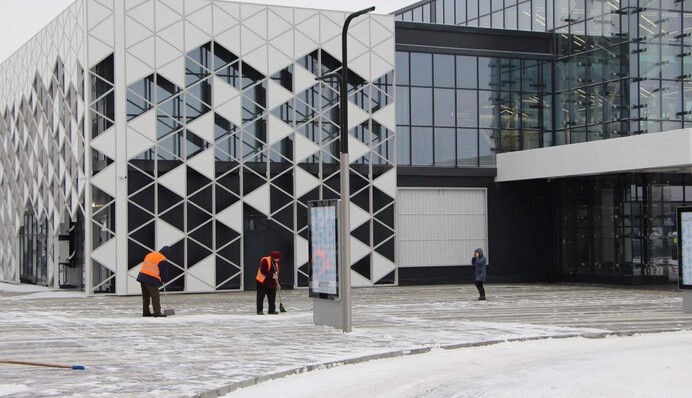 Аеропорт в Запоріжжі повністю знищено: наслідки ударів ворога показали на фото