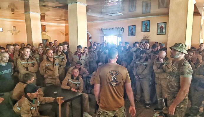 В Украине началась мобилизация заключенных: появились первые фото