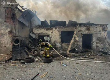 Россияне ударили по Николаевщине: есть погибшие, двое подростков в реанимации