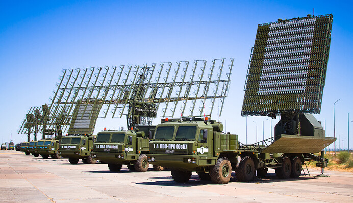 Удар по Луганску: появились спутниковые фото последствий