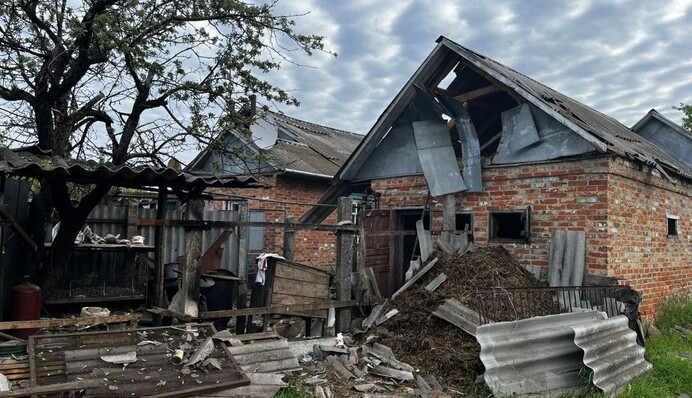 Росіяни знову гатили по Сумщині, є вбиті і поранені