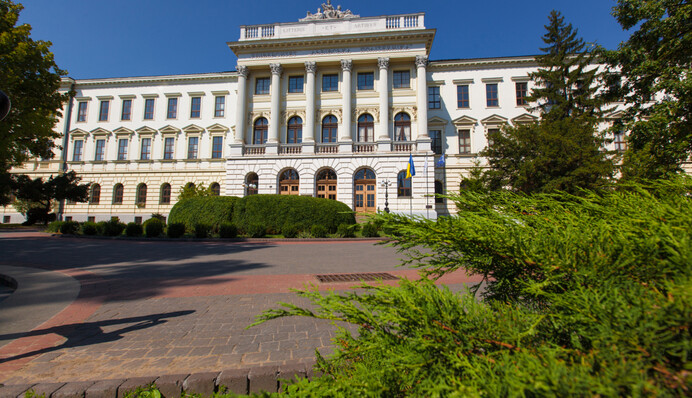 Фаріон поновили на посаді: отримає і грошову компенсацію  від держави