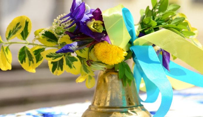 Останній дзвоник 2024: коли закінчується навчання у різних регіонах