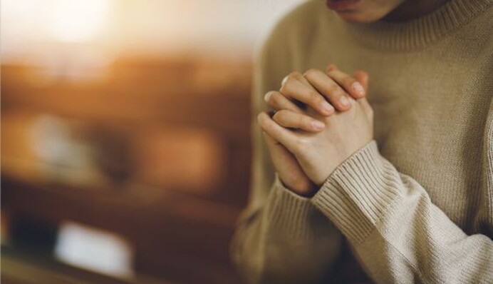 Захист небес: найсильніші молитви від ворогів, злих людей та ненависті