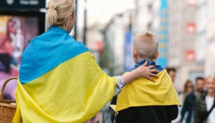 Приятный бонус: будет ли Европа выплачивать помощь украинцам, которые согласятся вернуться домой