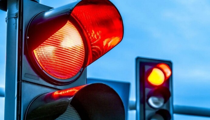 Світлофори не працюють: які правила мають знати водії під час вимкнення світла