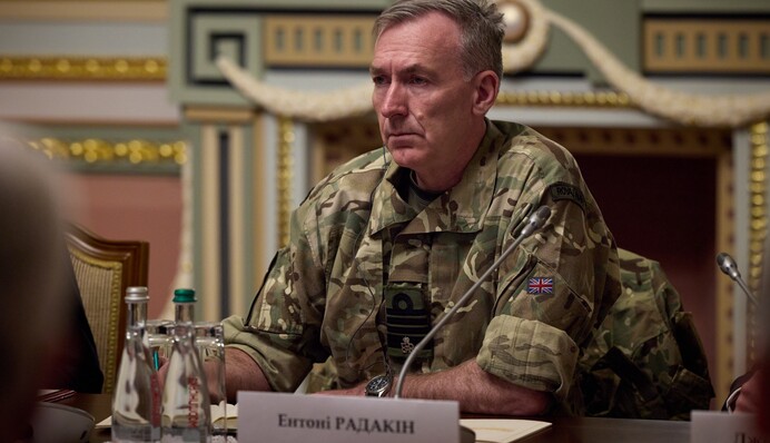 Сможет ли Украина победить в войне: откровенный ответ командующего армией Британии