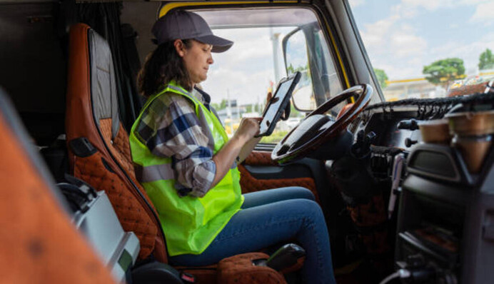 Женщинам приготовиться: в правительстве придумали, как преодолеть дефицит рабочих