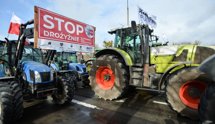 Польские фермеры хотят заблокировать границу на одном из пунктов пропуска: движение перекроют вплоть до осени