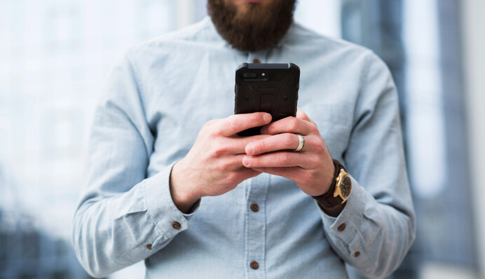 Мошенники украли телефон: пять шагов, которые помогут защитить личные данные