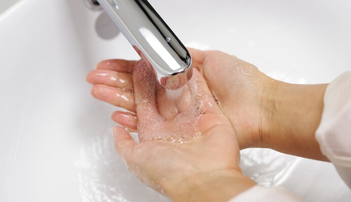 Киевляне будут сидеть без горячей воды: жителям каких районов 