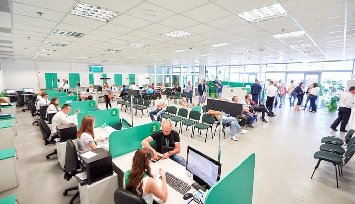 Визит в сервисный центр МВД: как легко записаться в электронную очередь