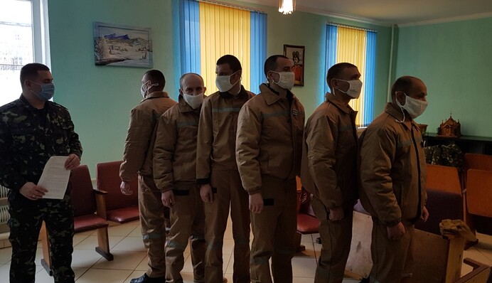 Сколько заключенных согласится добровольно пойти на войну на первом этапе набора