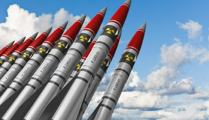 НАТО веде переговори про приведення ядерної зброї в бойову готовність