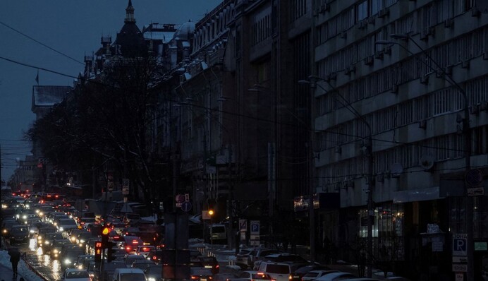 Енергетики б'ють на сполох: що чекає на українців взимку