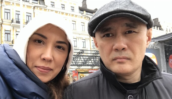 Дружина опозиціонера Айдоса Садикова повідомила про замах на нього у Києві