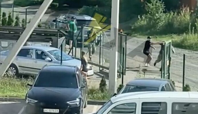 У Луцьку на військовослужбовців напали з газовим балончиком