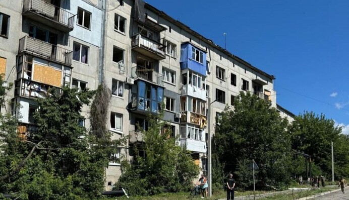 Россия сбросила на Селидово управляемую авиабомбу, есть погибшие и раненые