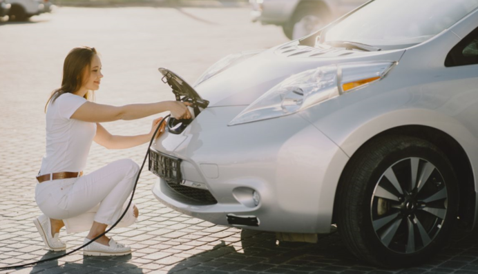 В Україну ввезли рекордну кількість електрокарів - які популярні моделі