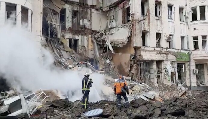 Росія вгатила по приватному сектору Харкова: загинула людина, є поранені