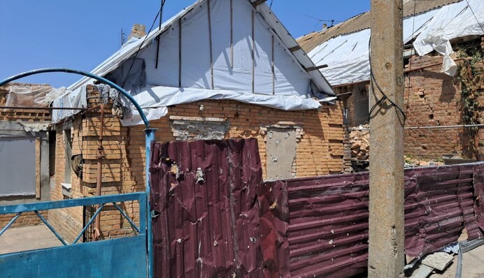 ​Застосовували БПЛА та важку артилерію: росіяни весь день гатять по Нікопольщині