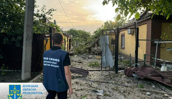 Среди раненых двое детей: враг сбросил на Селидово две авиабомбы