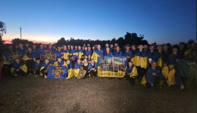 Украина вернула из российского плена 90 военных