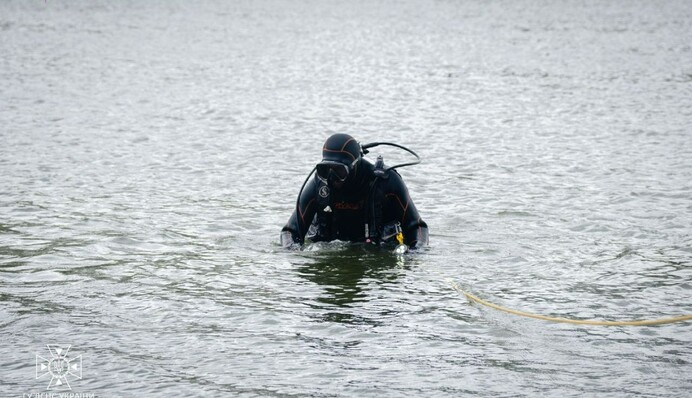Трагедія на Закарпатті: в озері потонули двоє дітей