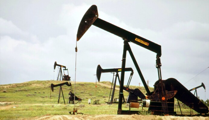 США спровоцировали своими действиями рост цен на нефть – Reuters