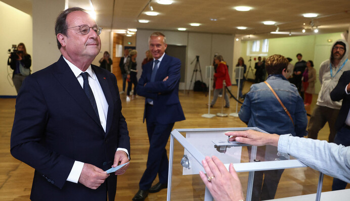 Экзитпол показал победу ультраправых во Франции