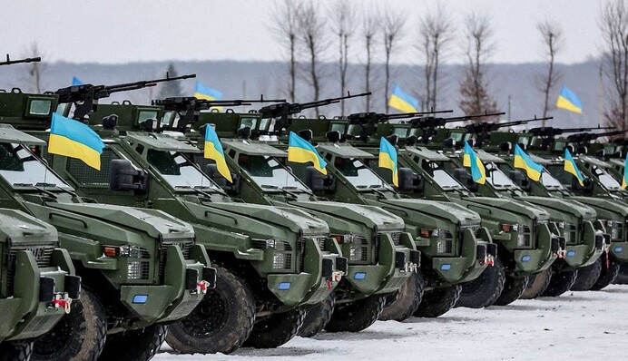 У МОУ розповіли про надзвичайні темпи розвитку українського зброярства