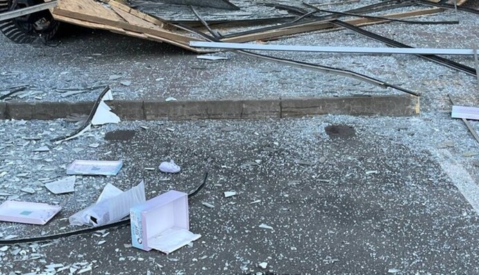 Росіяни влучили в торговельний центр у Дніпрі