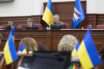 Кличко показал, как работает столичная программа энергонезависимости, по которой город возвращает средства жителям многоэтажек