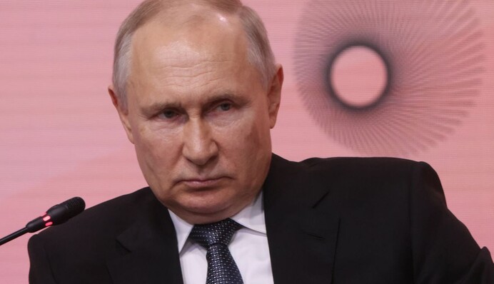 Путін відповів на ідею Зеленського з посередниками у переговорах