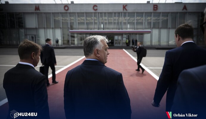 Орбан похизувався своїм фото в Москві